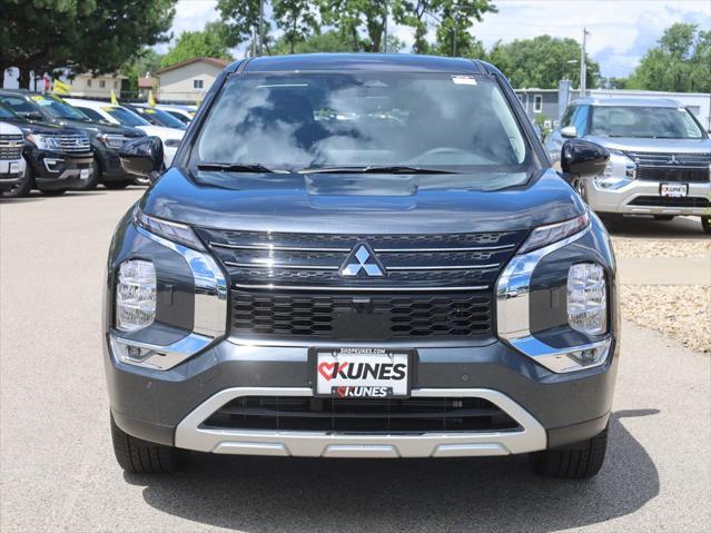 new 2024 Mitsubishi Outlander car, priced at $30,635