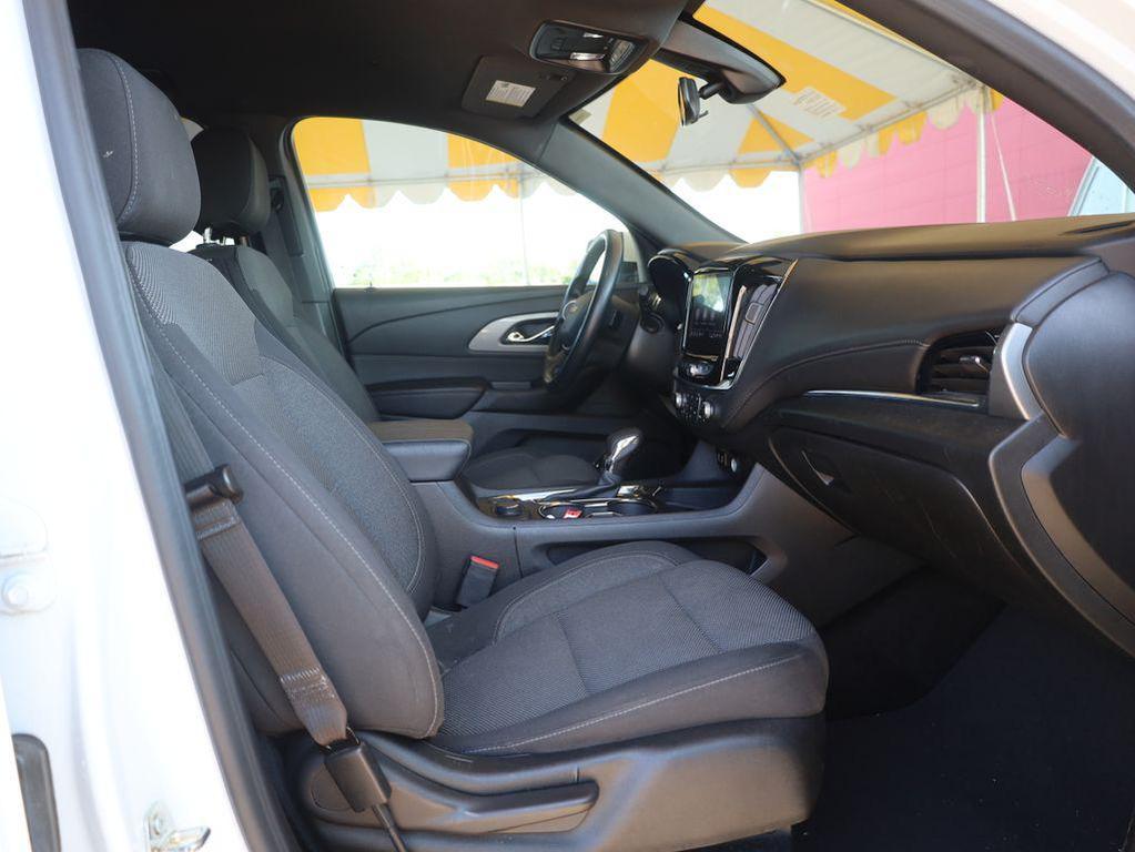 used 2023 Chevrolet Traverse car, priced at $26,477