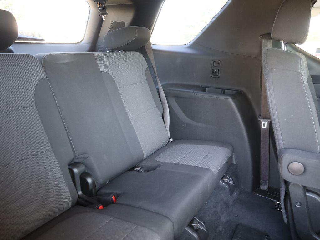 used 2023 Chevrolet Traverse car, priced at $26,477