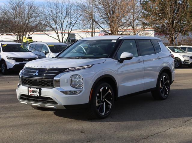 new 2024 Mitsubishi Outlander car, priced at $28,885