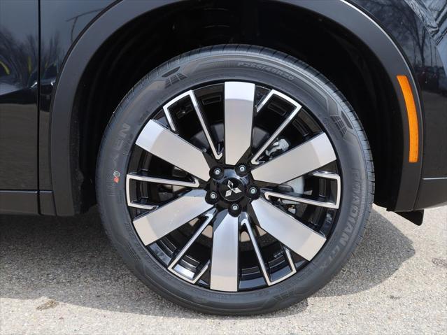 new 2025 Mitsubishi Outlander car, priced at $38,380