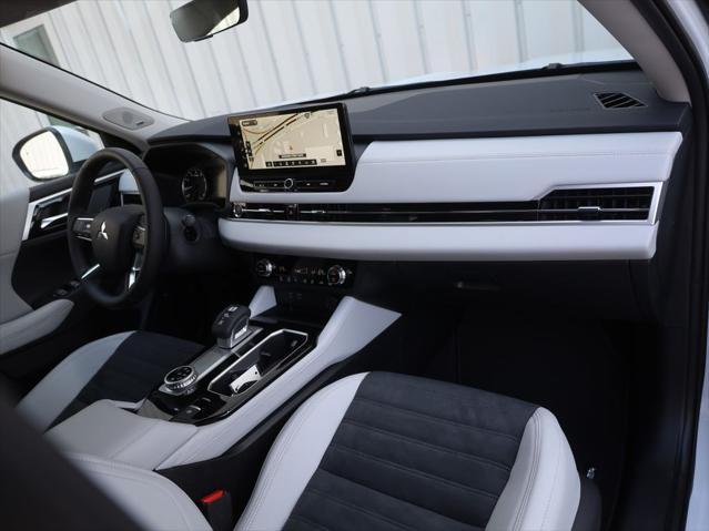 new 2025 Mitsubishi Outlander car, priced at $35,180