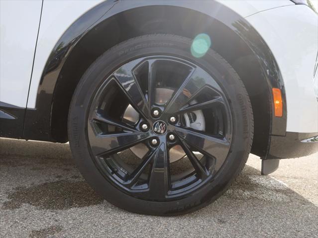 used 2024 Buick Envision car, priced at $31,377