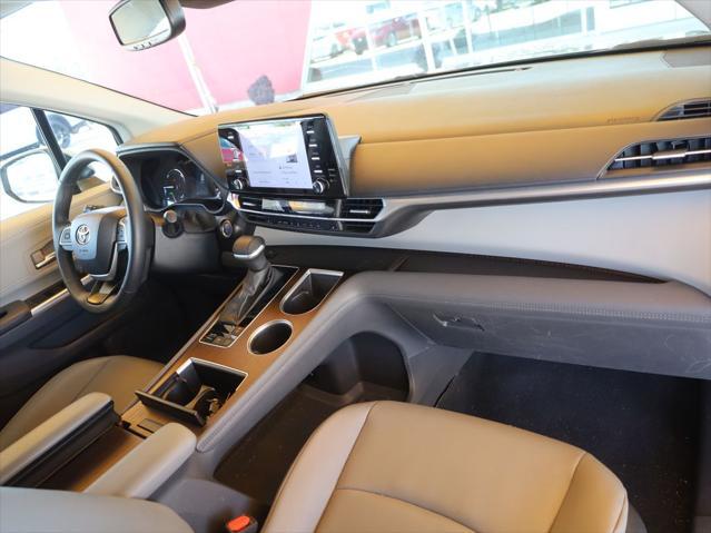 used 2024 Toyota Sienna car, priced at $42,377