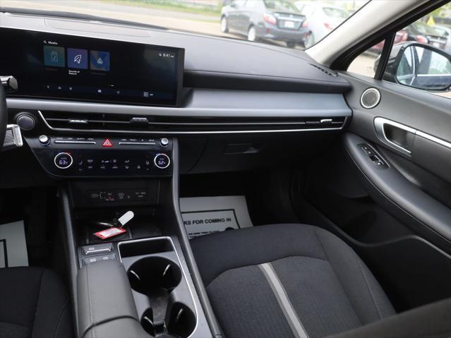 used 2024 Hyundai Sonata Hybrid car, priced at $24,377