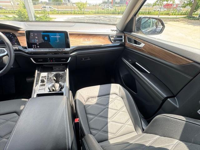 used 2024 Volkswagen Atlas car, priced at $32,877
