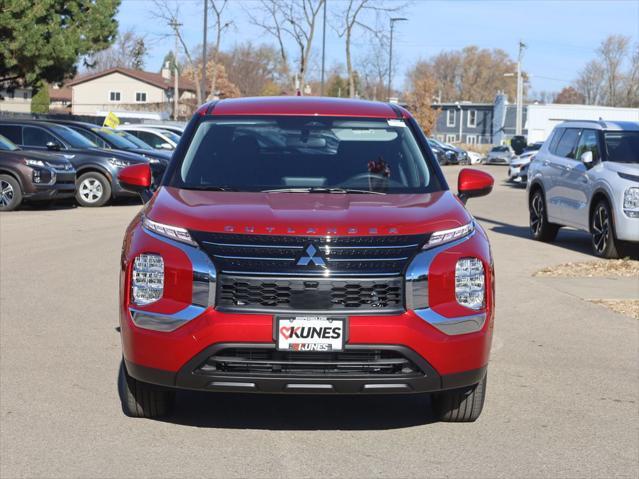 new 2024 Mitsubishi Outlander car, priced at $28,945