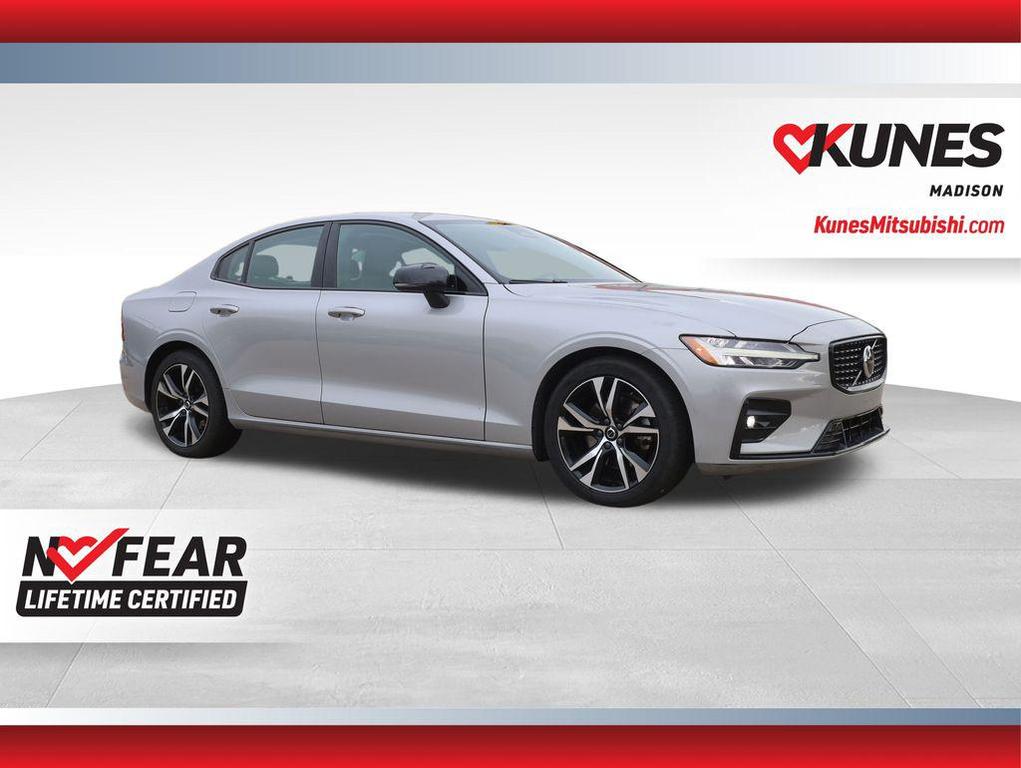 used 2024 Volvo S60 car, priced at $24,377