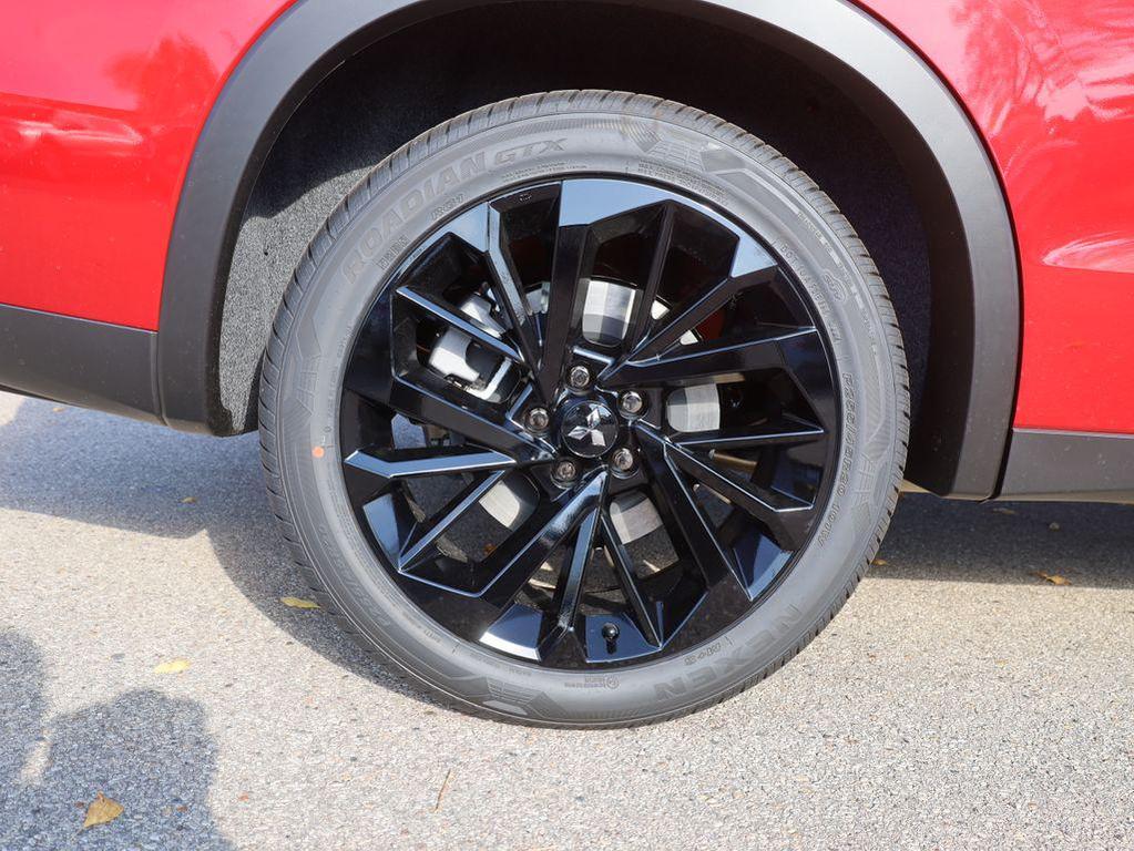 new 2025 Mitsubishi Outlander PHEV car, priced at $43,905