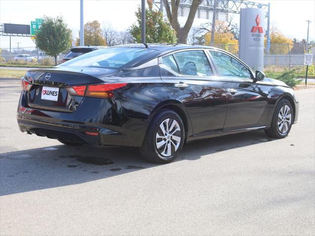 used 2023 Nissan Altima car, priced at $17,277