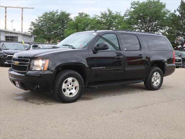 used 2014 Chevrolet Suburban car, priced at $9,577