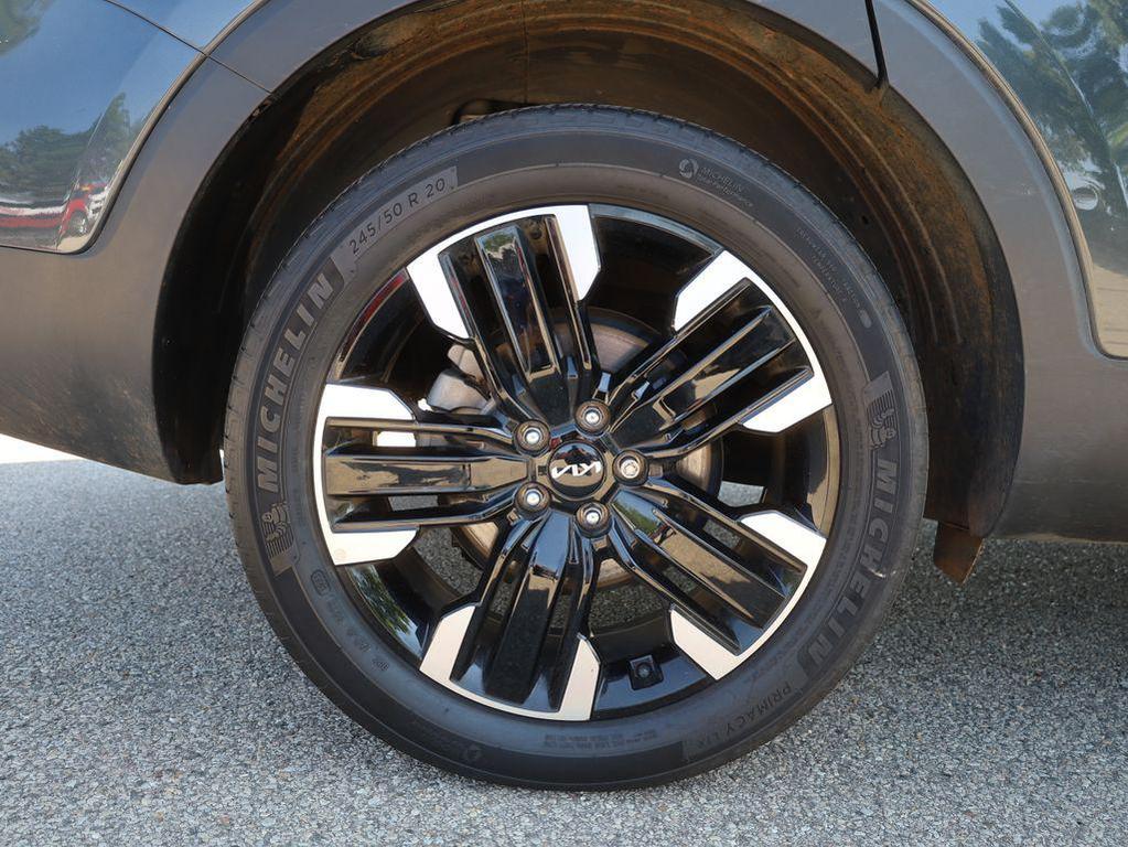 used 2024 Kia Telluride car, priced at $39,877