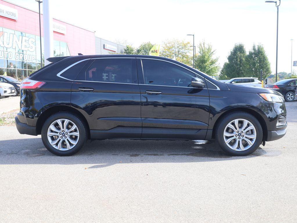 used 2022 Ford Edge car, priced at $17,977