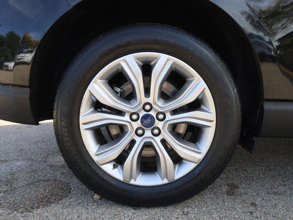 used 2022 Ford Edge car, priced at $17,977