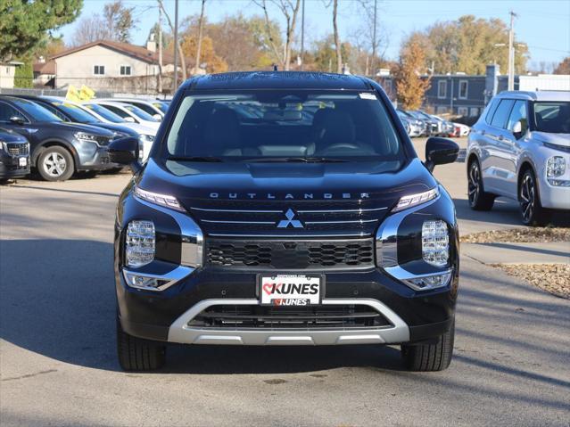 new 2024 Mitsubishi Outlander car, priced at $28,885