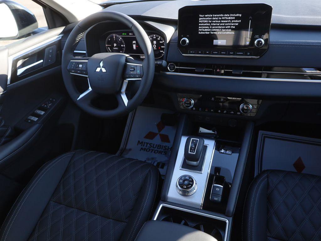 new 2025 Mitsubishi Outlander PHEV car, priced at $43,660