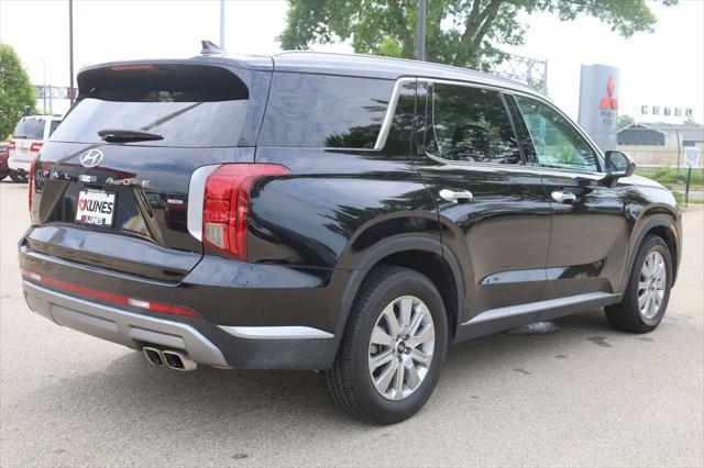 used 2024 Hyundai Palisade car, priced at $35,977