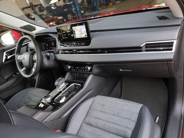 new 2025 Mitsubishi Outlander car, priced at $38,380