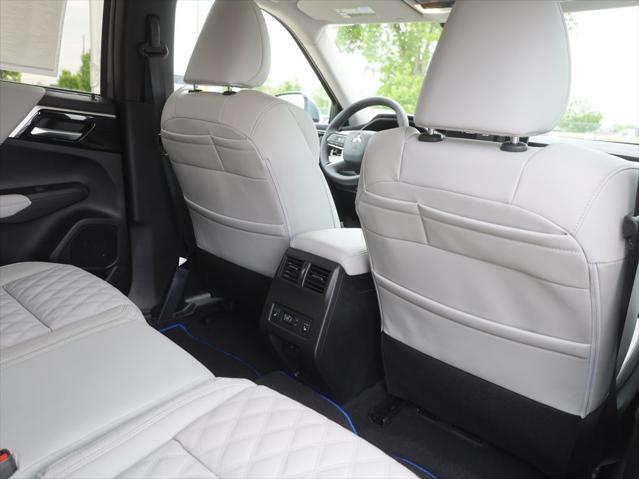 new 2025 Mitsubishi Outlander PHEV car, priced at $45,810