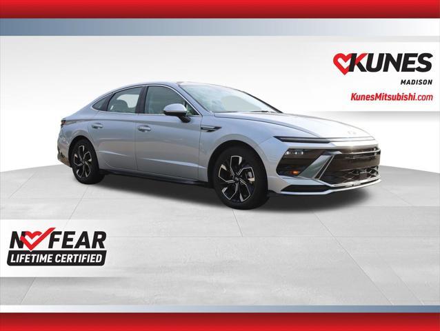 used 2024 Hyundai Sonata car, priced at $24,877