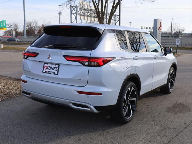 new 2024 Mitsubishi Outlander car, priced at $31,185