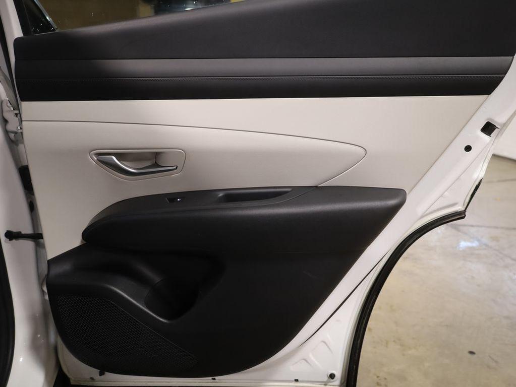 used 2025 Hyundai TUCSON Hybrid car, priced at $24,977