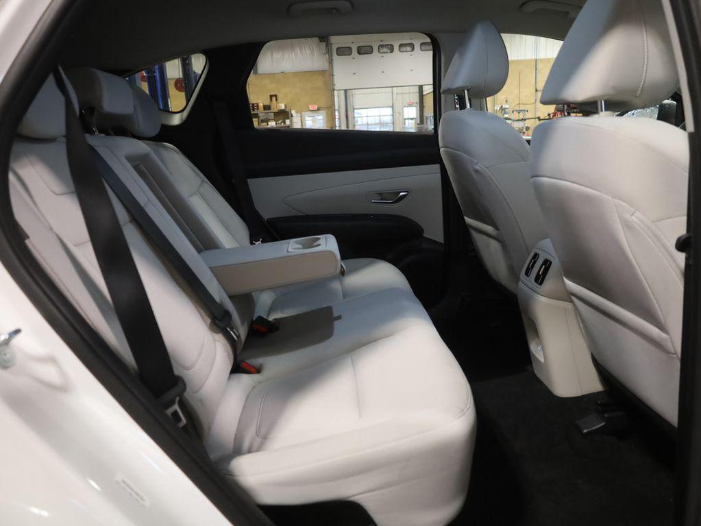 used 2025 Hyundai TUCSON Hybrid car, priced at $24,977