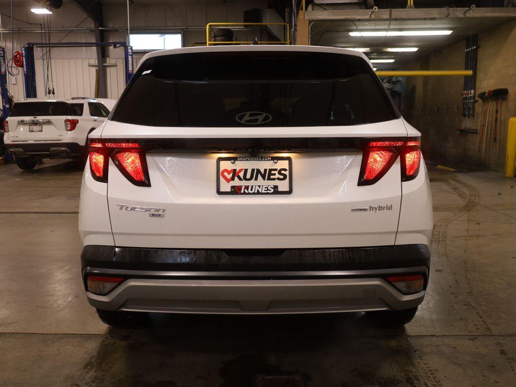 used 2025 Hyundai TUCSON Hybrid car, priced at $24,977