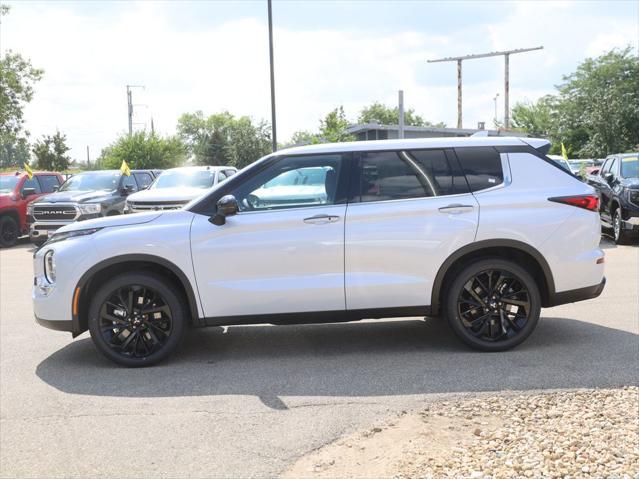 new 2024 Mitsubishi Outlander car, priced at $30,470