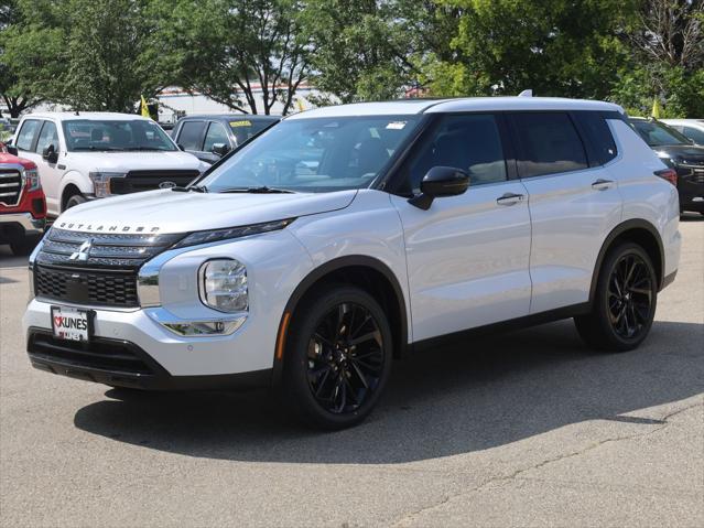 new 2024 Mitsubishi Outlander car, priced at $30,470