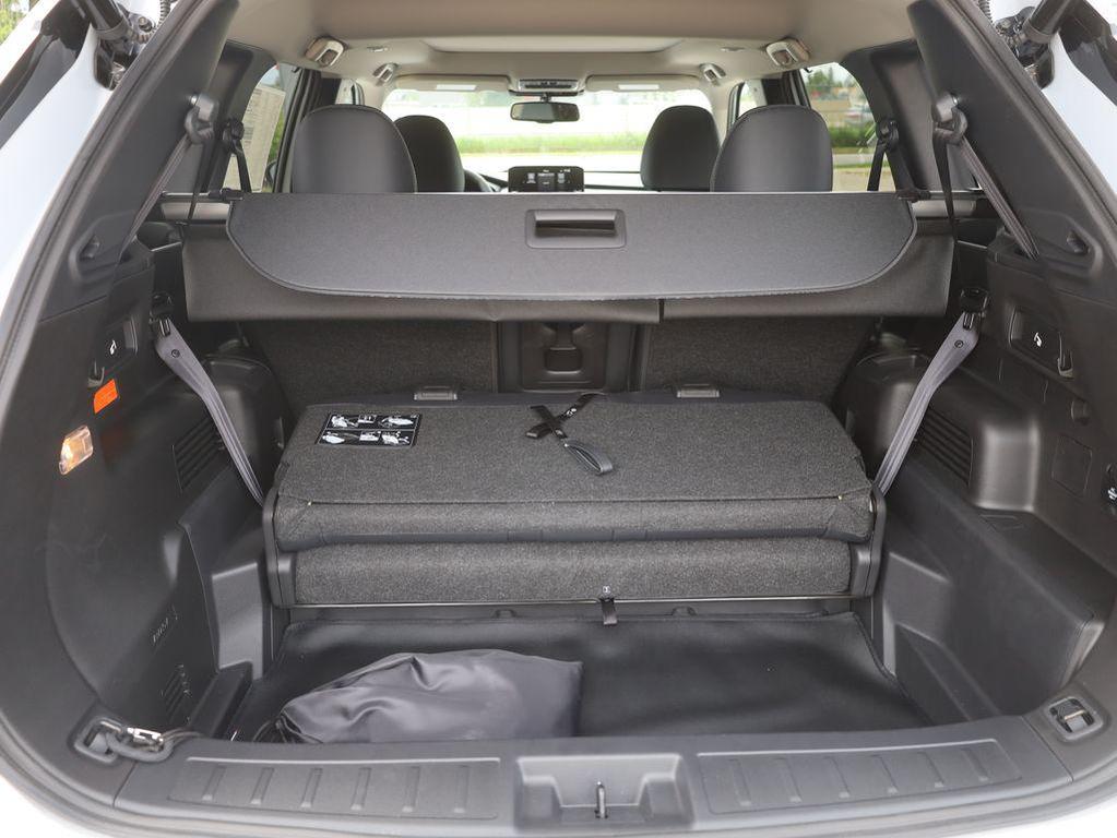 new 2025 Mitsubishi Outlander PHEV car, priced at $43,760