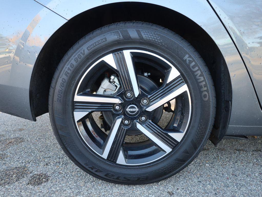 used 2024 Nissan Sentra car, priced at $16,777