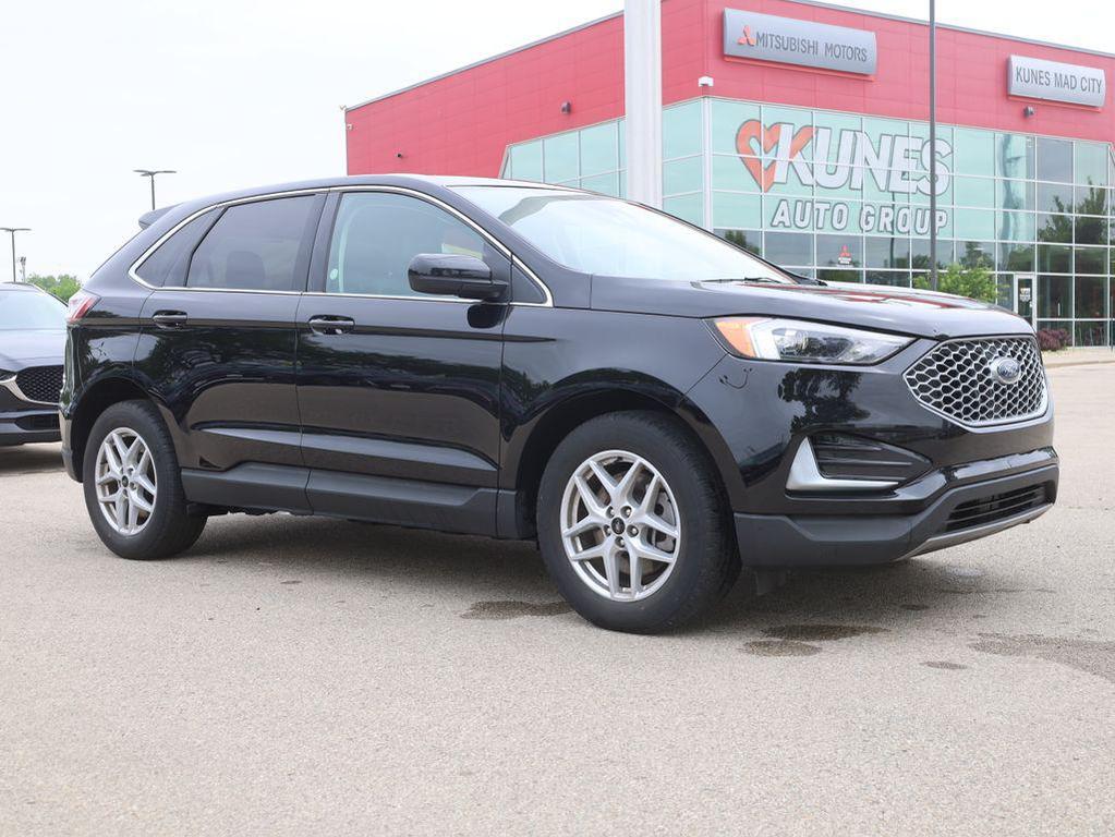 used 2024 Ford Edge car, priced at $21,177