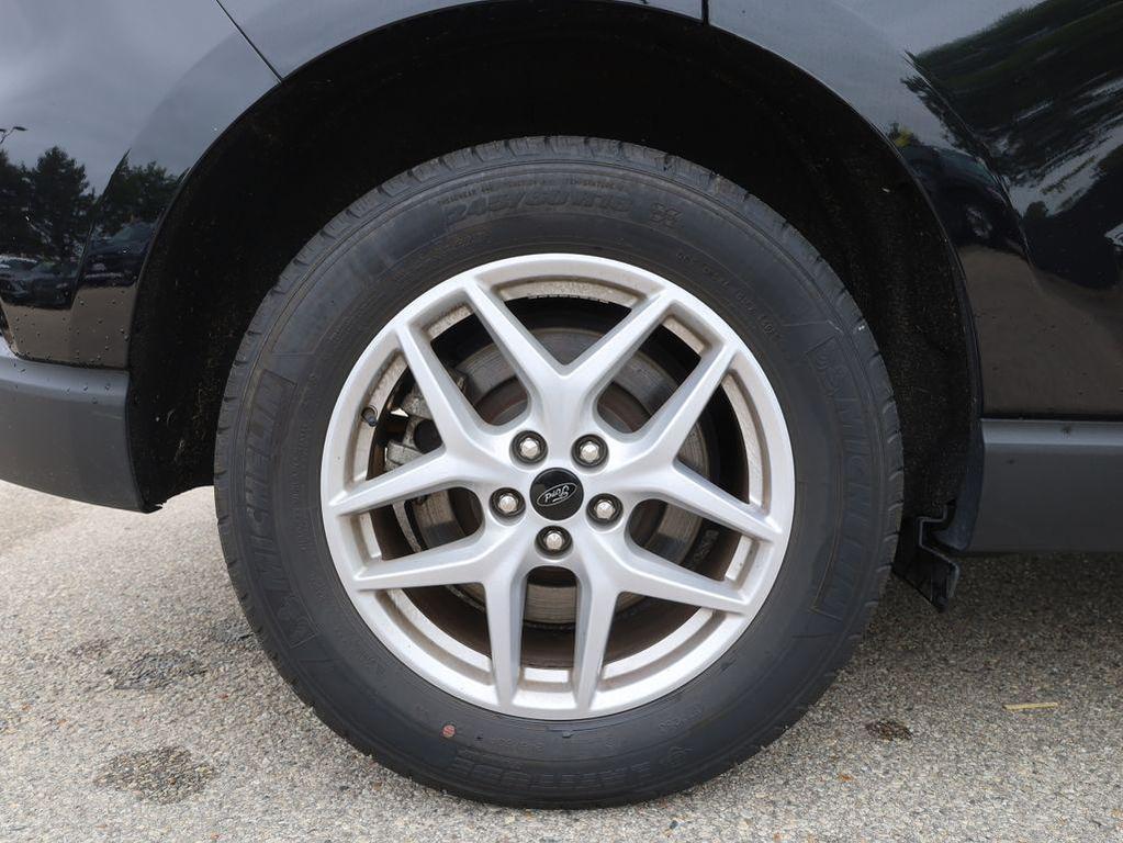 used 2024 Ford Edge car, priced at $21,177