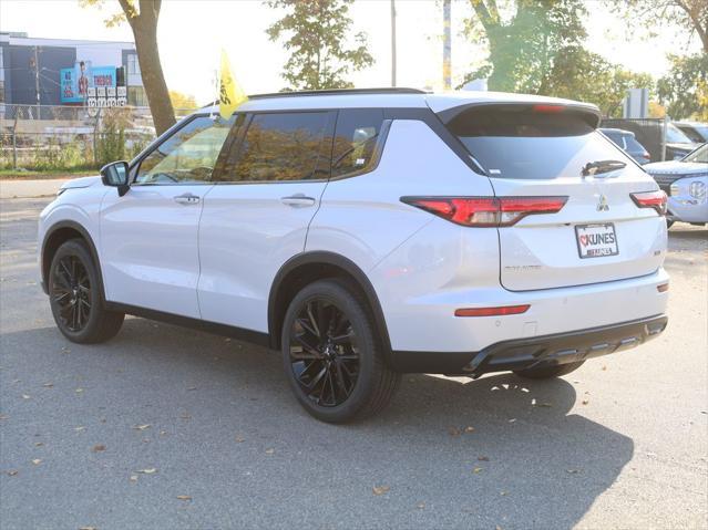 new 2024 Mitsubishi Outlander car, priced at $33,730