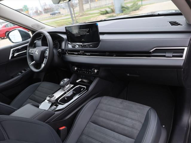 new 2025 Mitsubishi Outlander car, priced at $34,585