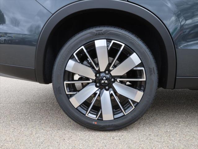 new 2025 Mitsubishi Outlander car, priced at $34,585