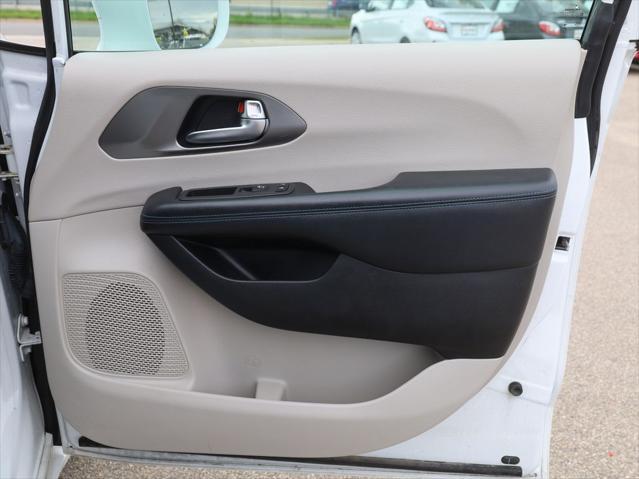 used 2021 Chrysler Pacifica car, priced at $21,377
