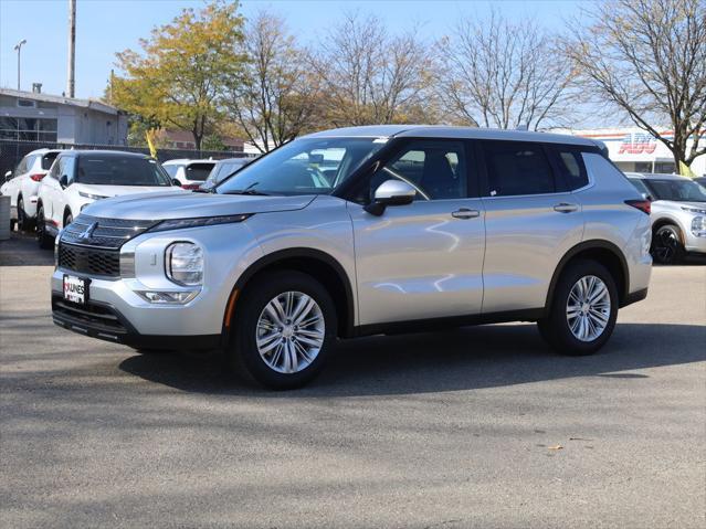 new 2024 Mitsubishi Outlander car, priced at $26,610