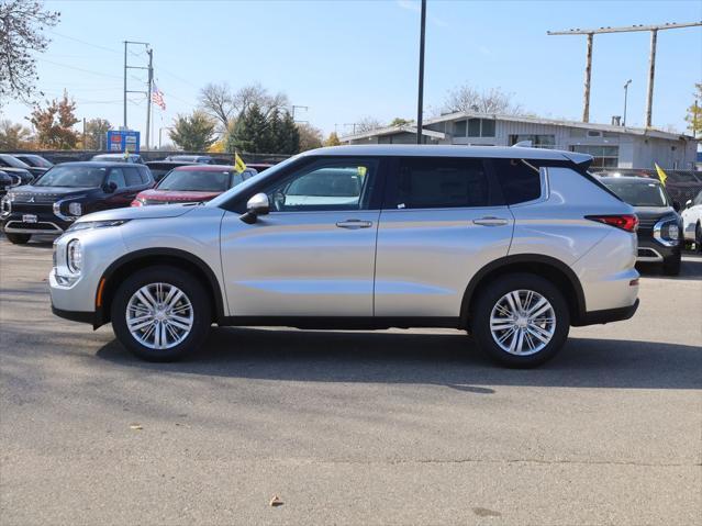 new 2024 Mitsubishi Outlander car, priced at $26,610