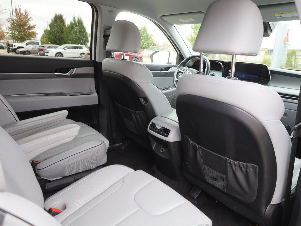 used 2025 Hyundai Palisade car, priced at $34,577