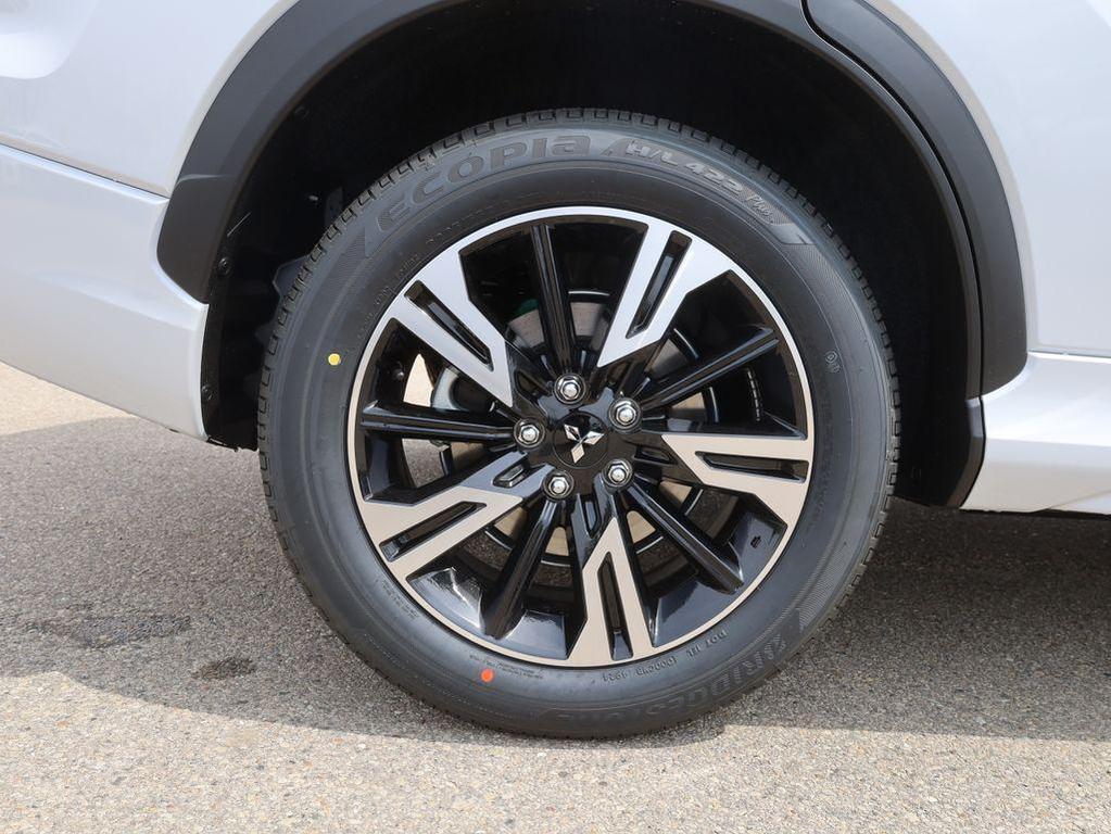 new 2025 Mitsubishi Eclipse Cross car, priced at $30,385