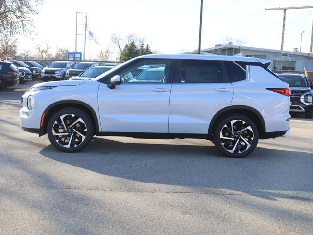 new 2024 Mitsubishi Outlander car, priced at $31,370