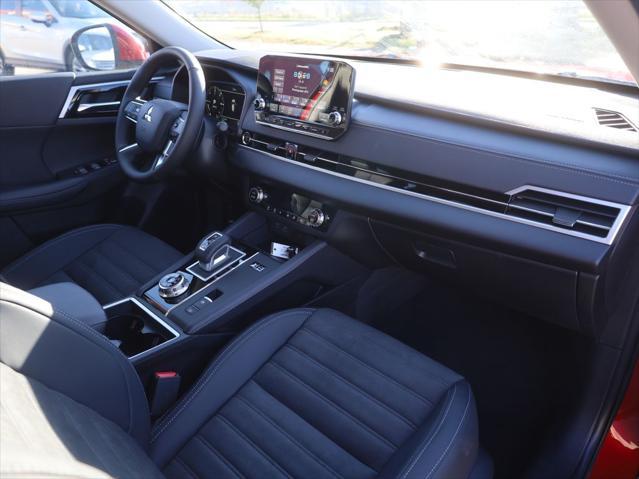 new 2025 Mitsubishi Outlander PHEV car, priced at $44,605
