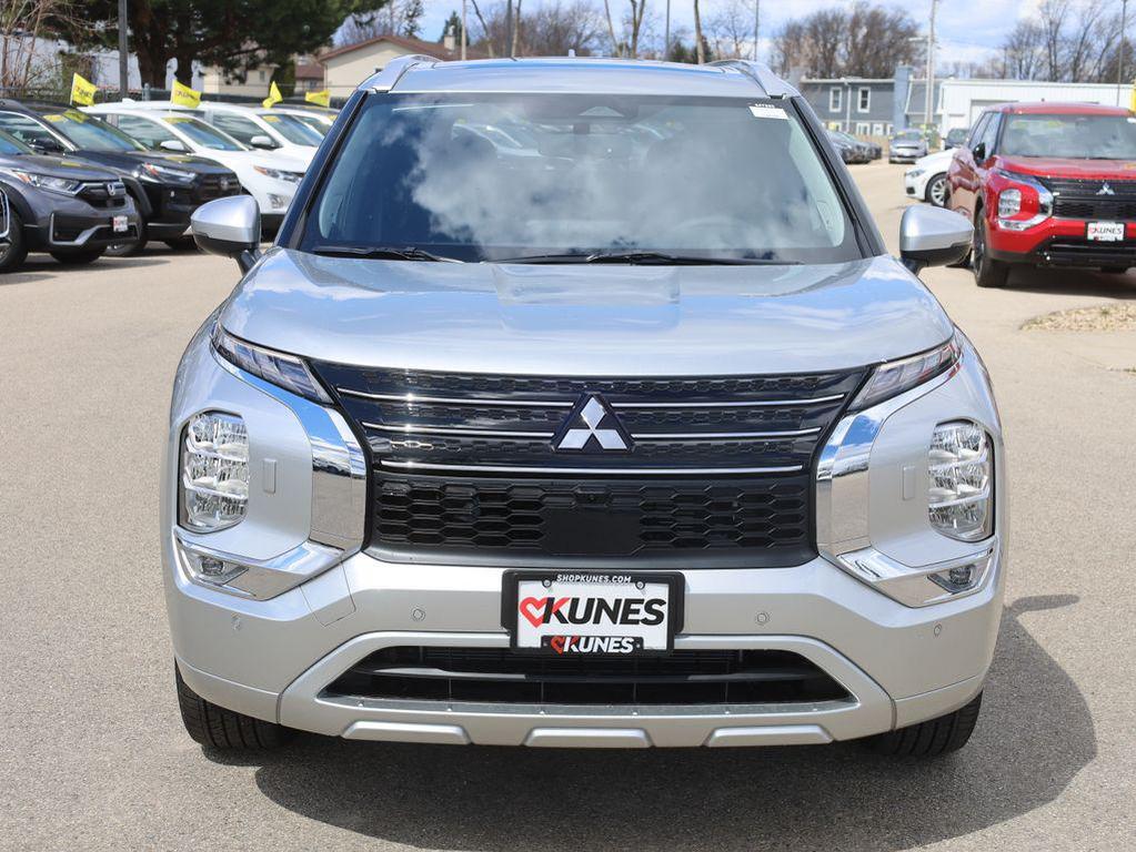 new 2025 Mitsubishi Outlander PHEV car, priced at $38,510