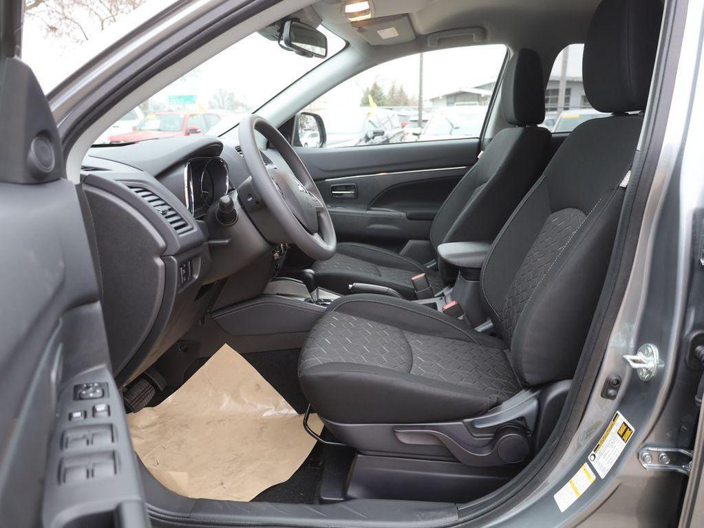 new 2025 Mitsubishi Outlander Sport car, priced at $26,640