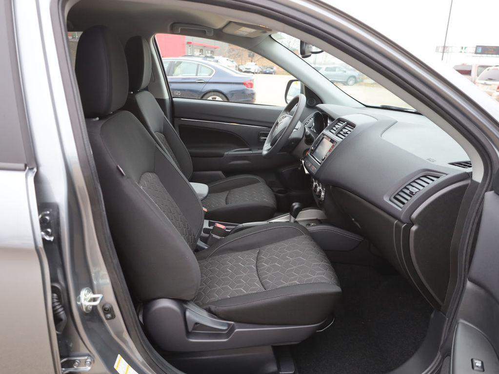 new 2025 Mitsubishi Outlander Sport car, priced at $26,640