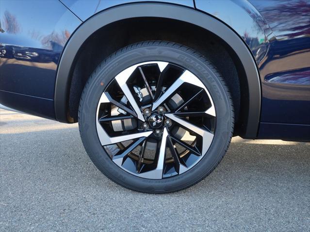 new 2024 Mitsubishi Outlander car, priced at $33,725