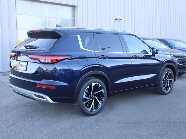 new 2024 Mitsubishi Outlander car, priced at $33,725