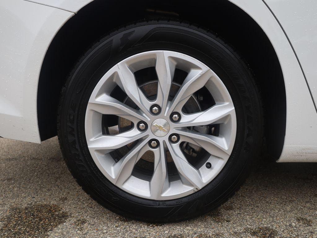 used 2024 Chevrolet Malibu car, priced at $19,177